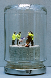 LOOTING GRANNY Gets Her Just Desserts